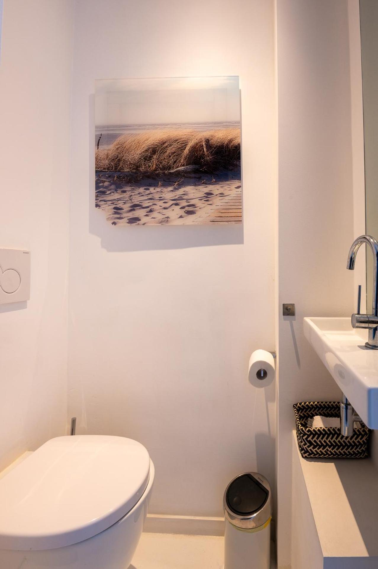 Eliza - Luxurious Apartment With Stunning Sea Views Остенде Екстериор снимка
